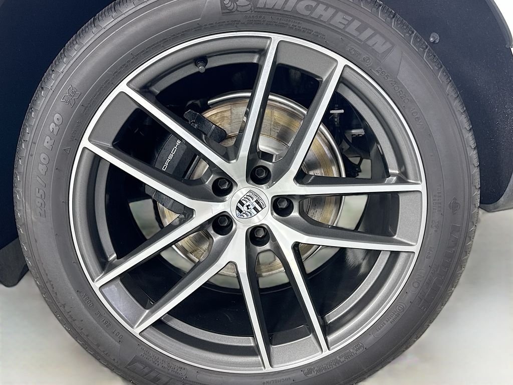 Used 2023 White Porsche  image 31