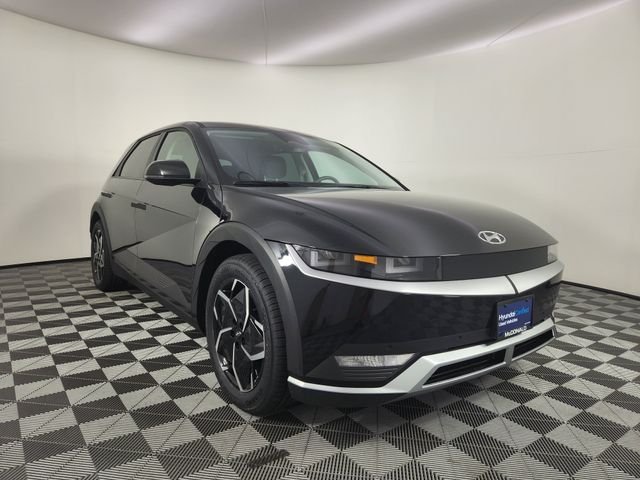 Certified Used 2024 Black Hyundai SEL image 7
