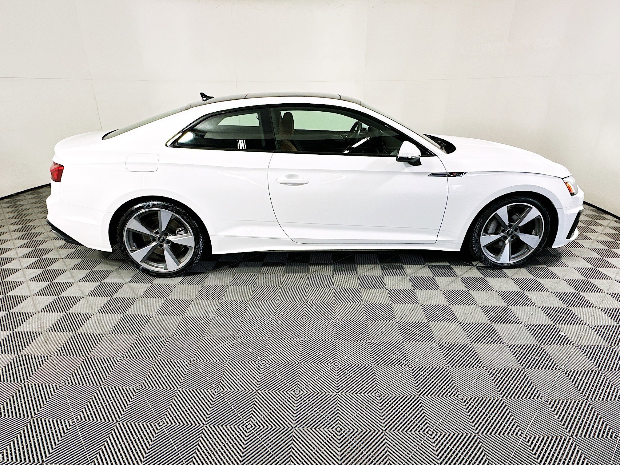 2021 Audi A5 thumbnail 4