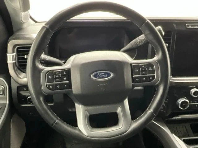 Used 2024 White Ford Lariat image 8