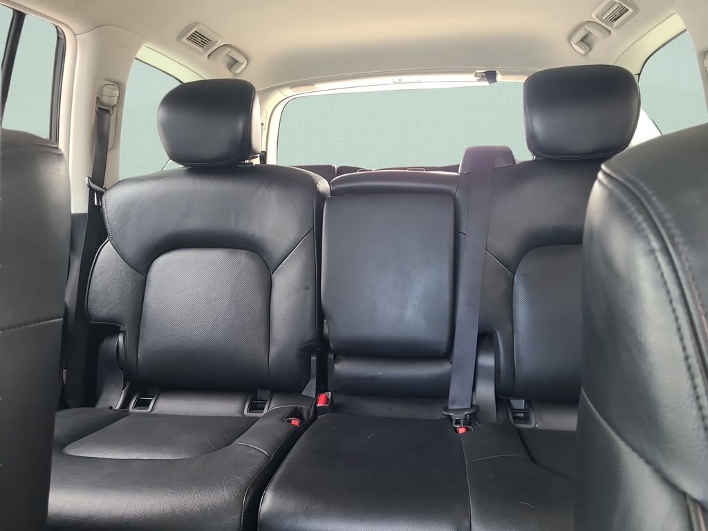 Used 2022 Blue Nissan SL image 10