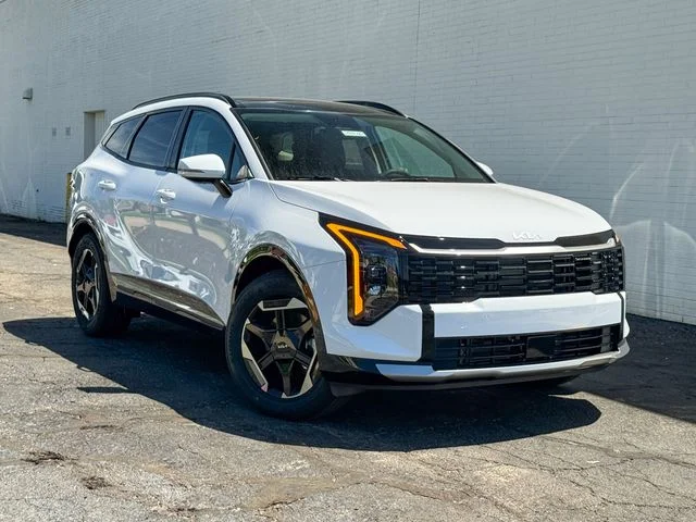 Used 2026 White Kia SX image 3