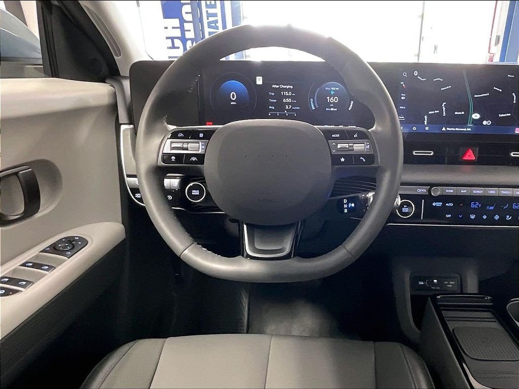 Used 2025 Blue Hyundai SEL image 17