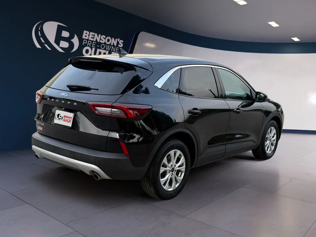 Used 2024 Black Ford Active image 5