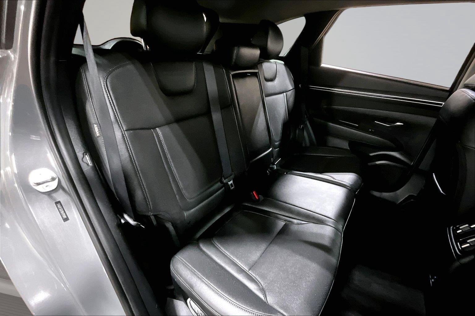 Used 2024 Hampton Gray Hyundai SEL image 28