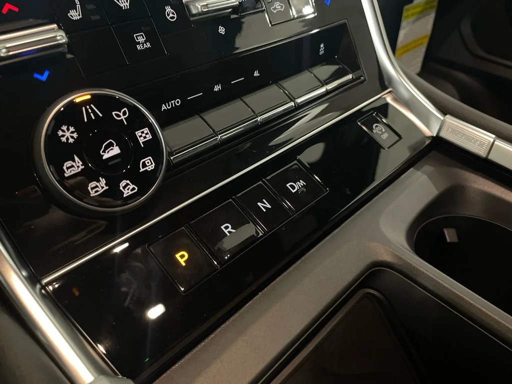 New 2026 Aspen White TriCoat Nissan SL image 27