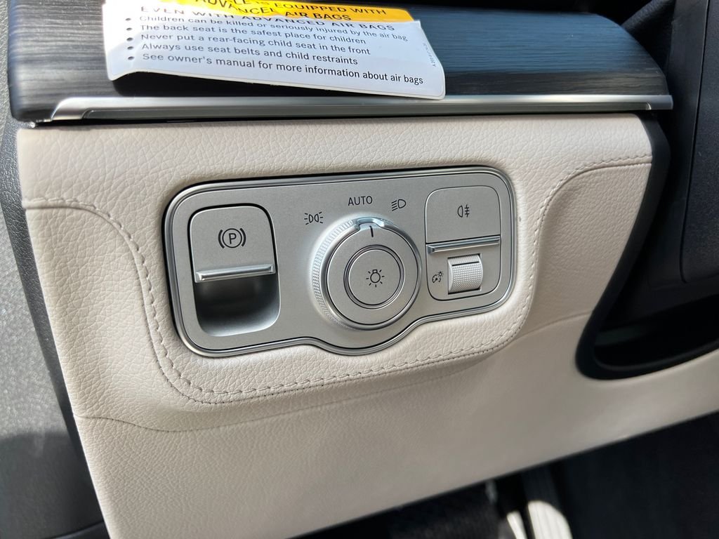 New 2026 Twilight Blue Metallic Mercedes-Benz GLE 450 image 13