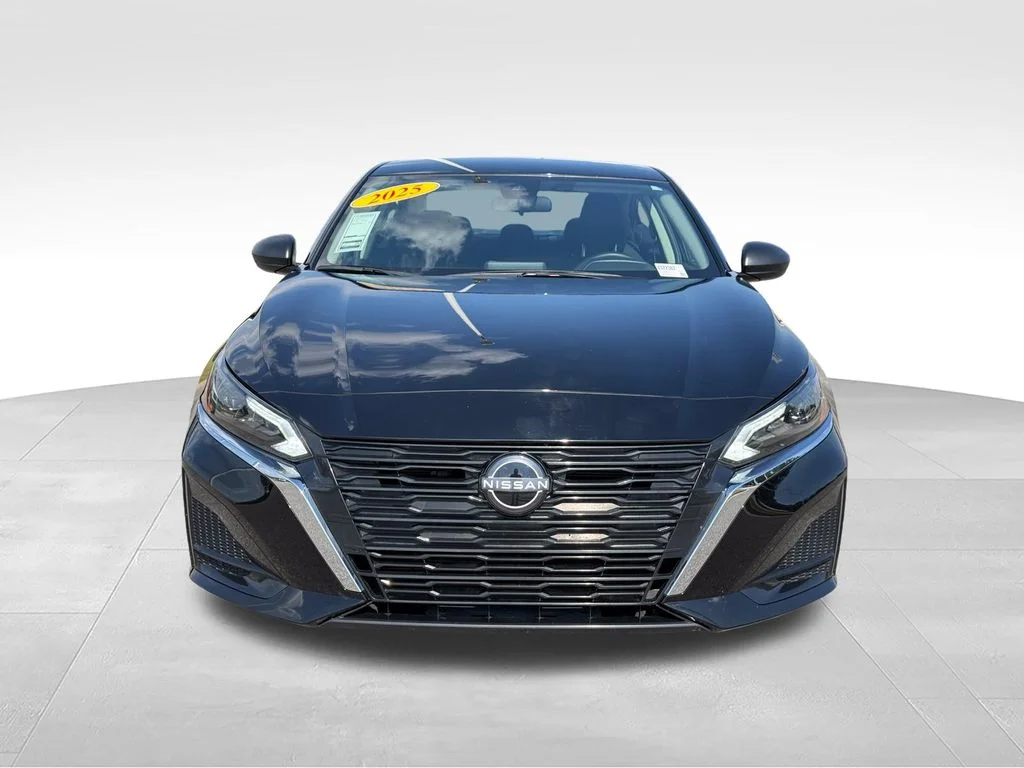 Used 2025 Black Nissan 2.5 SV image 27