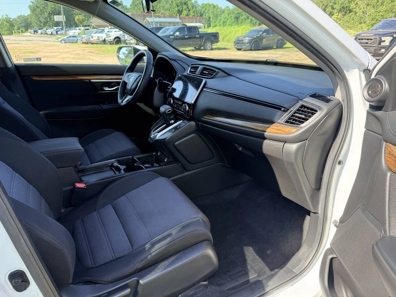 Used 2020 Silver Honda EX 4dr SUV image 17