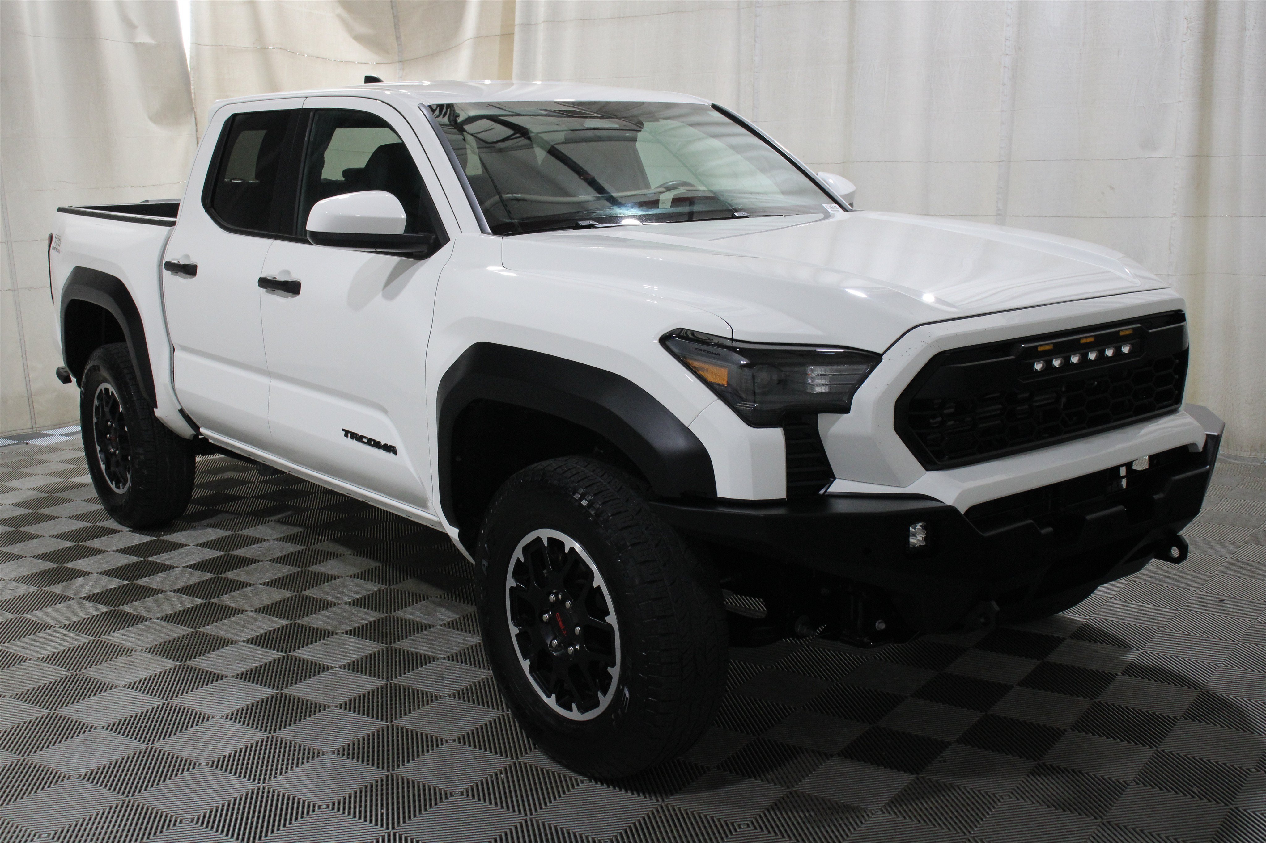 2025 Toyota Tacoma TRD Off Road - Photo 30
