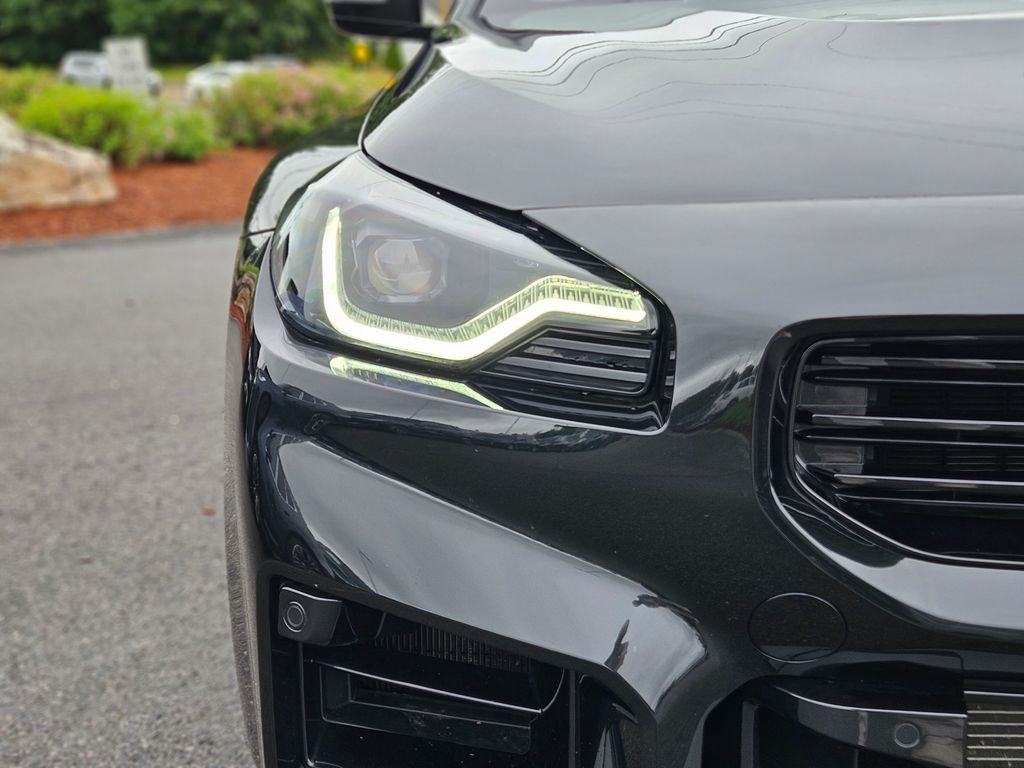 Used 2026 Black Sapphire Metallic BMW Base image 9