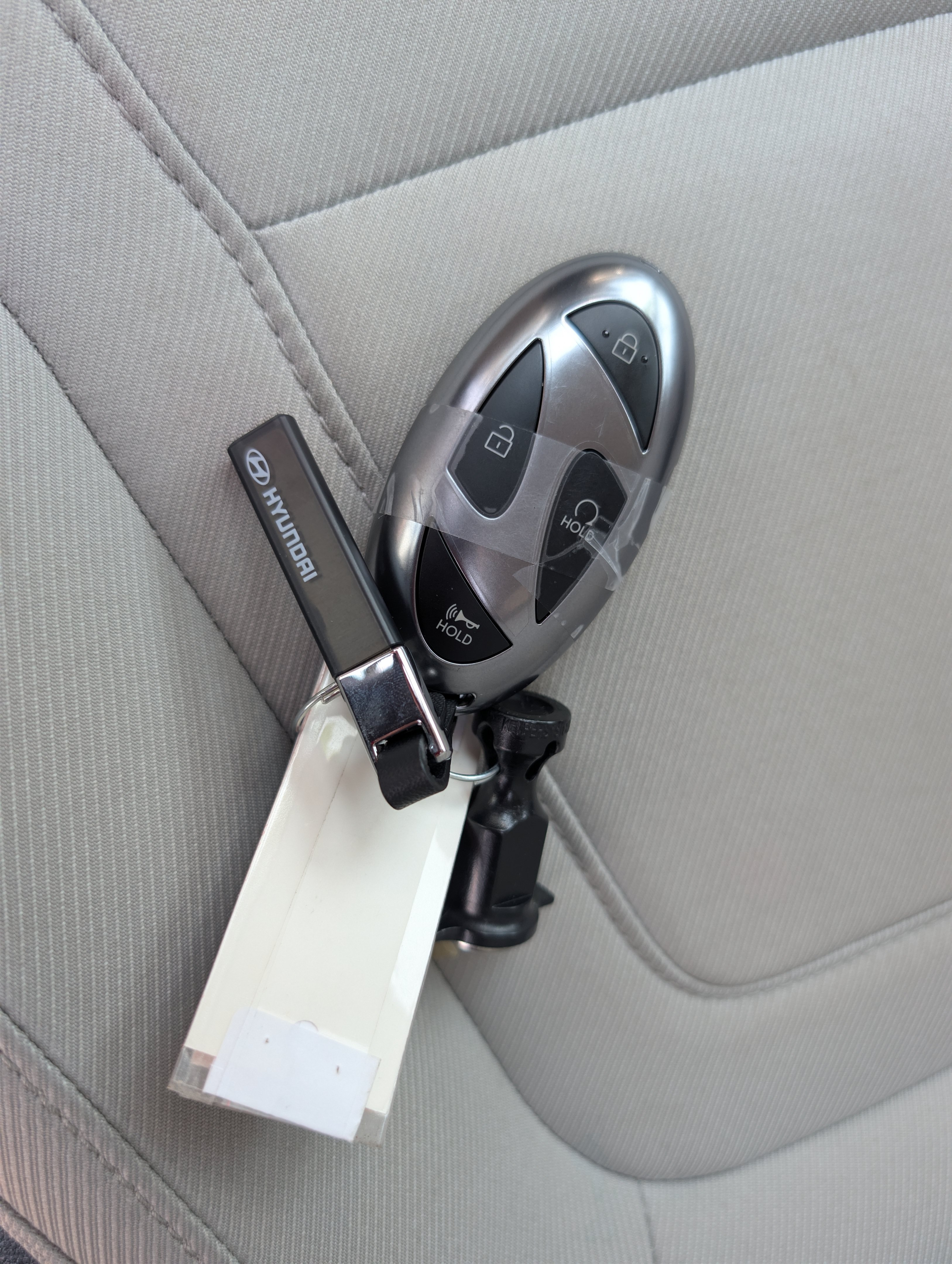 Used 2025 Phantom Black Hyundai SEL image 30
