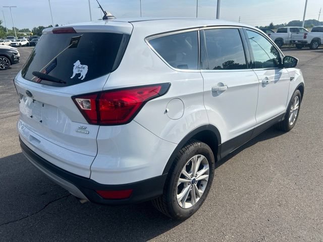 Used 2019 Oxford White Ford SE image 5