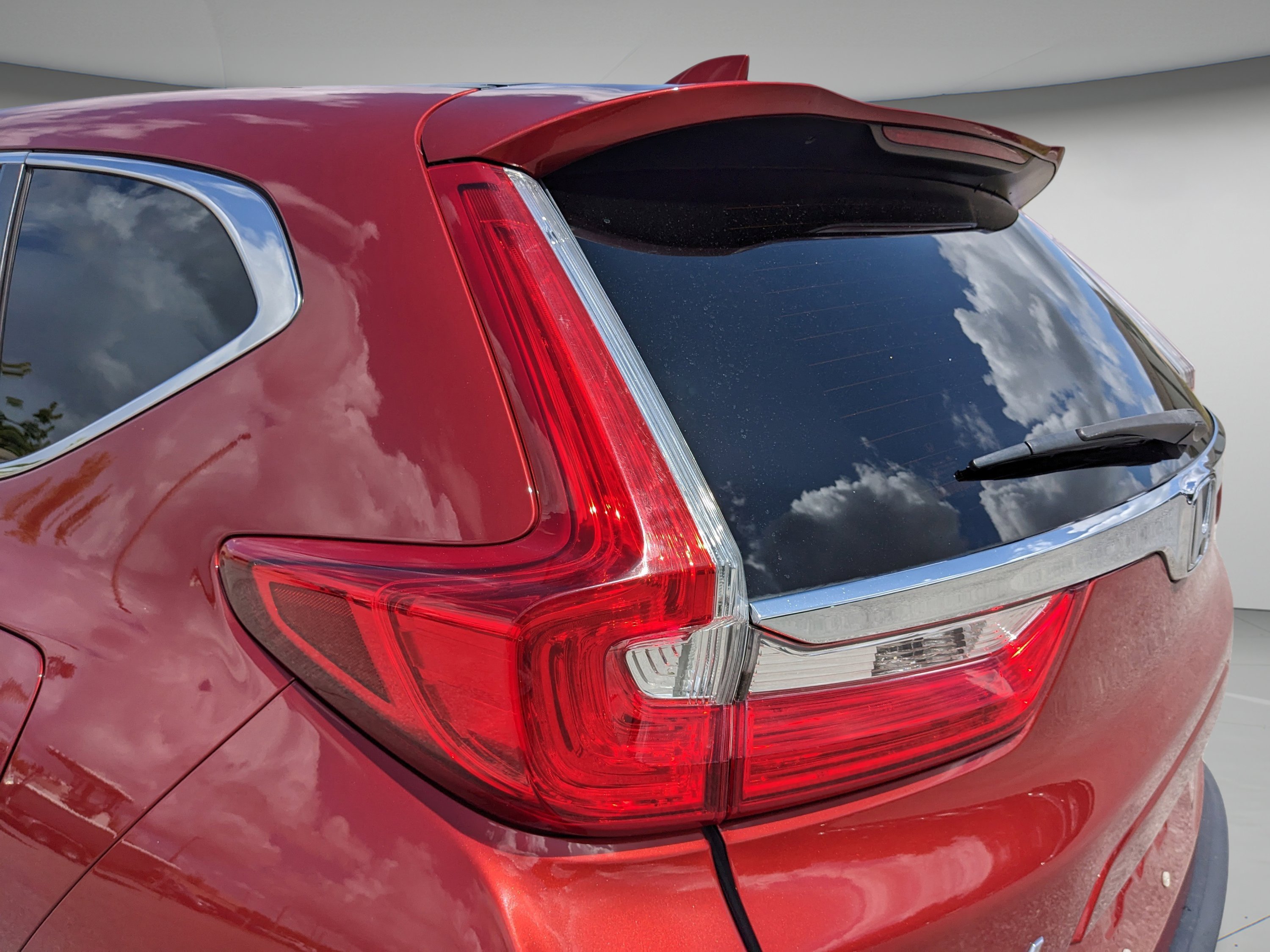 Used 2019 Molten Lava Pearl Honda EX-L image 36