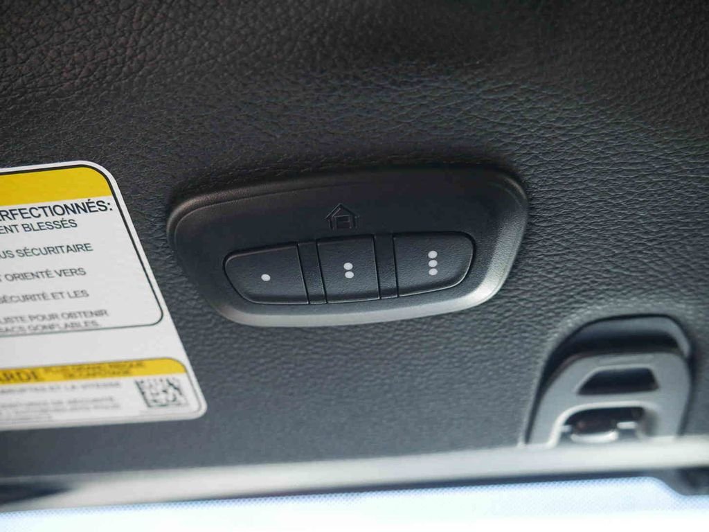 Used 2024 Silver Jeep Rubicon image 37