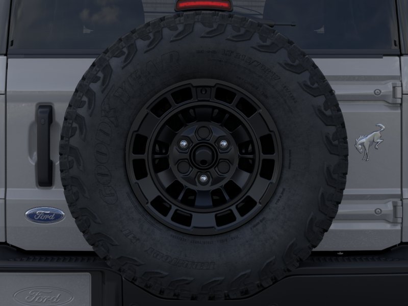 New 2026 Avalanche Gray Ford Badlands® image 24