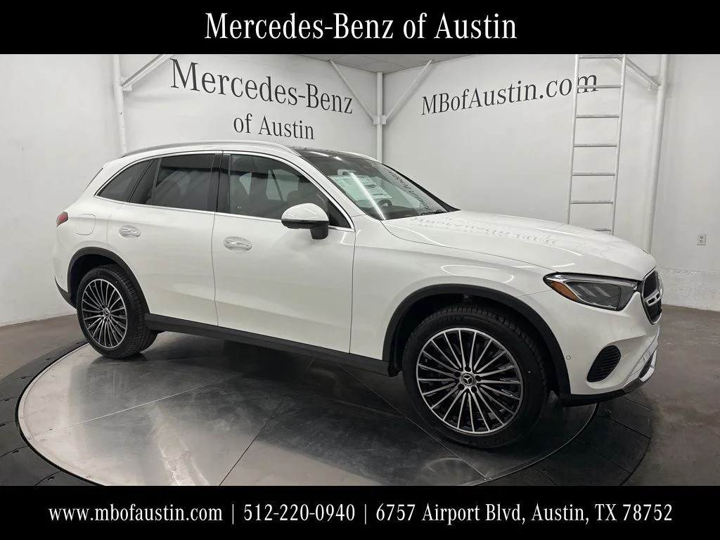 Used 2026 White Mercedes-Benz GLC 300 image 1