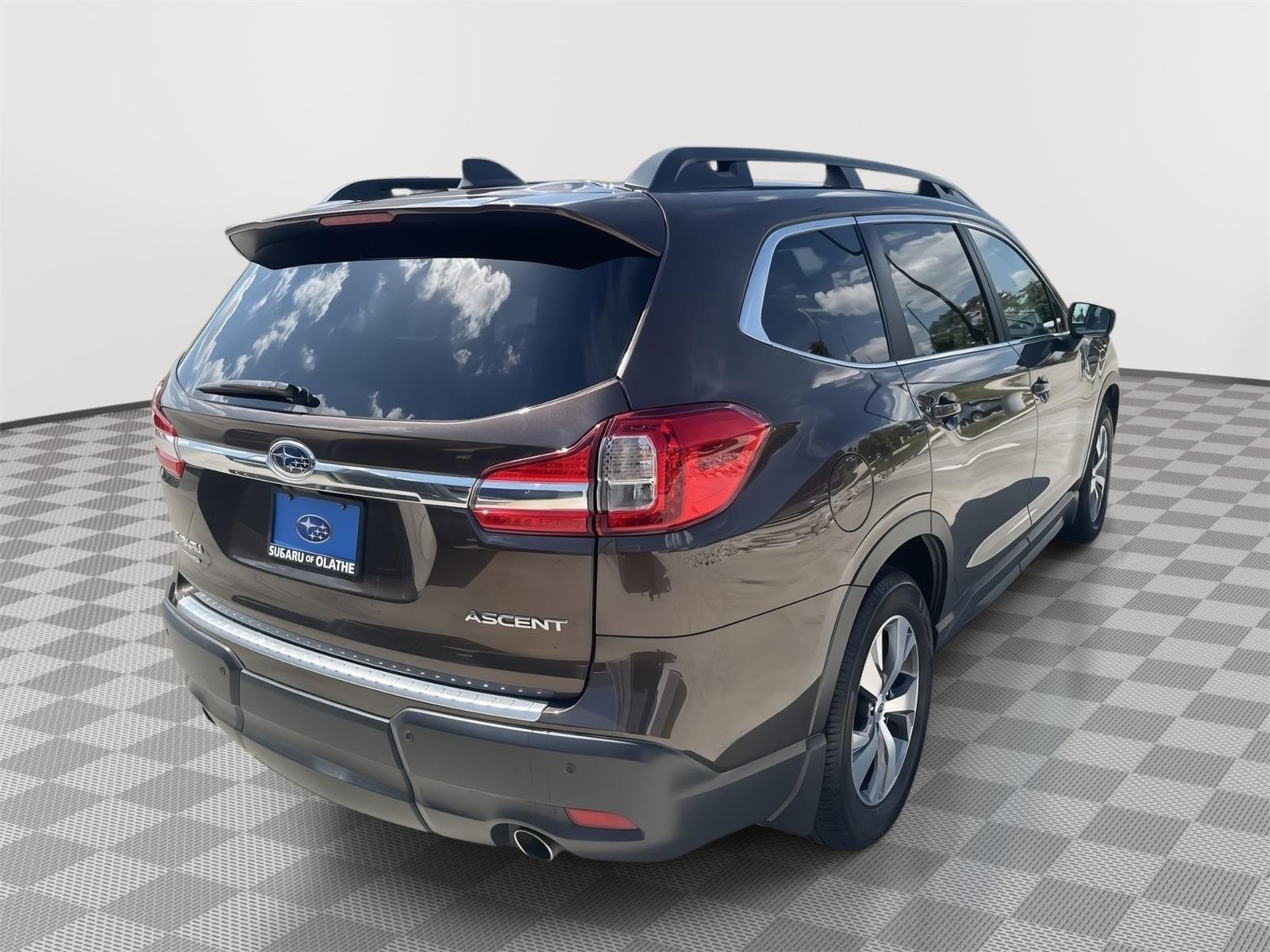 Used 2019 Cinnamon Brown Pearl Subaru Premium image 14