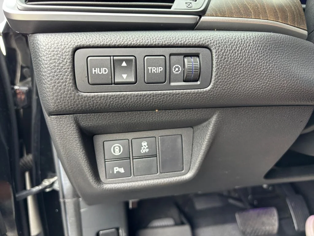 Used 2018 Black Honda Touring 2.0T image 39