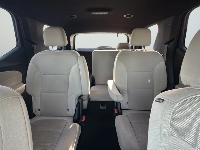 Used 2023 Gray Chevrolet LT image 40