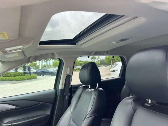 Used 2020 White Mazda Touring image 22