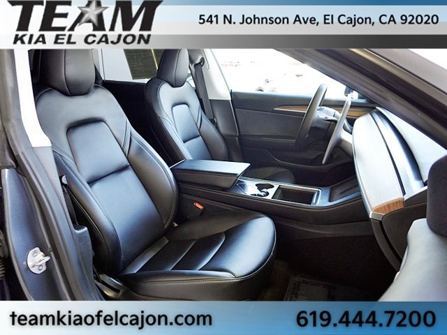 Used 2023  Tesla Long Range image 13