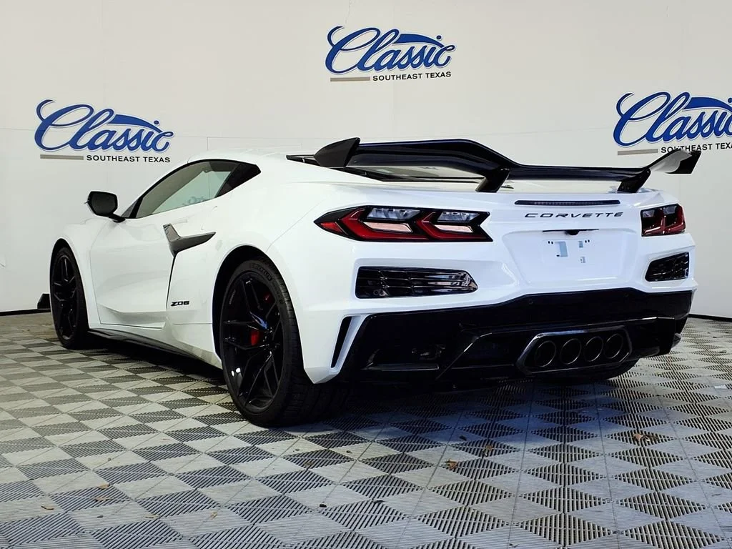 New 2026 Arctic White Chevrolet 1LZ image 2