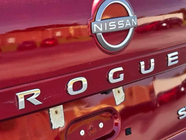Used 2023 Red Nissan SV image 19