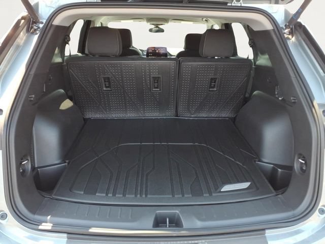 New 2026 Sterling Gray Metallic Chevrolet 2LT image 18