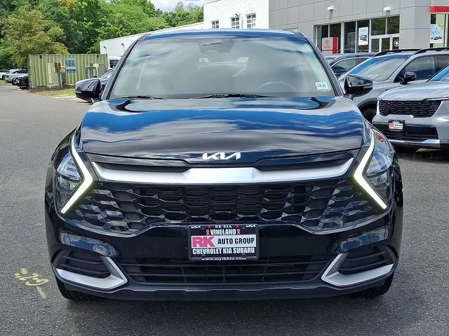 Used 2023 Black Kia EX image 3