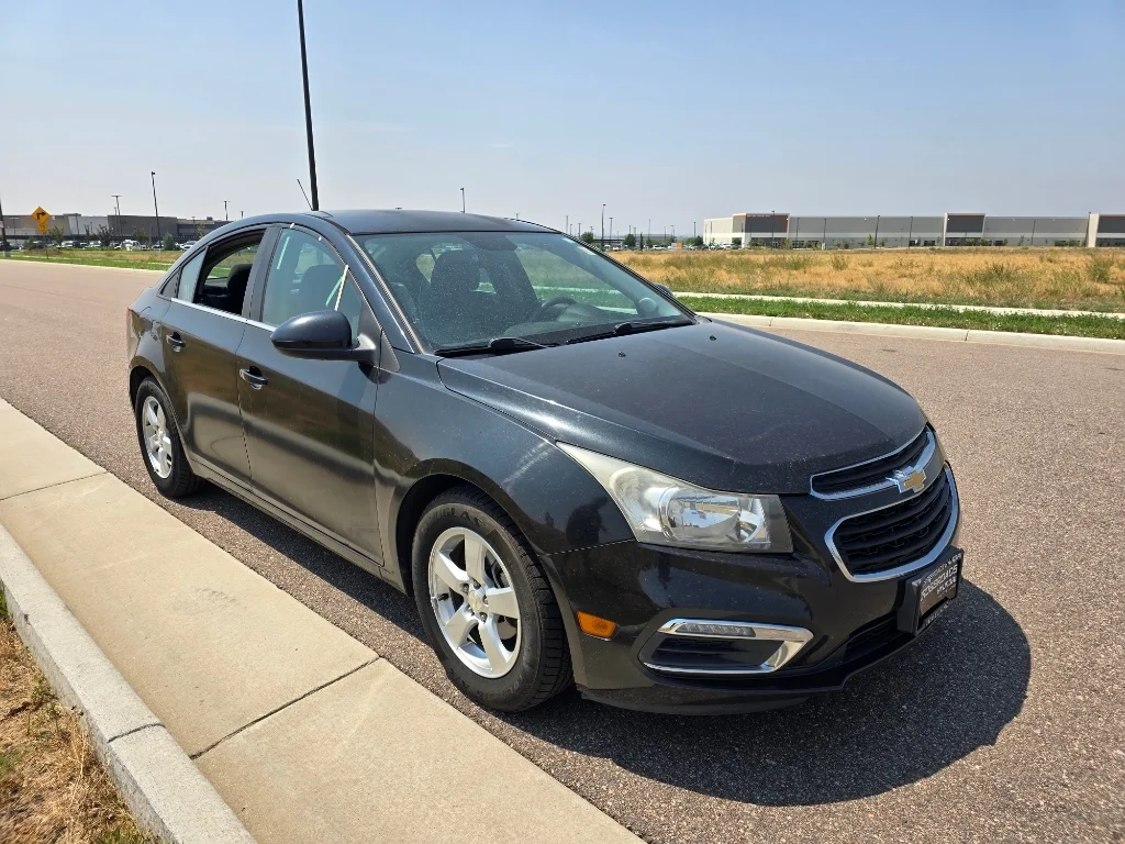 Used 2016 Black Granite Metallic Chevrolet LT image 7