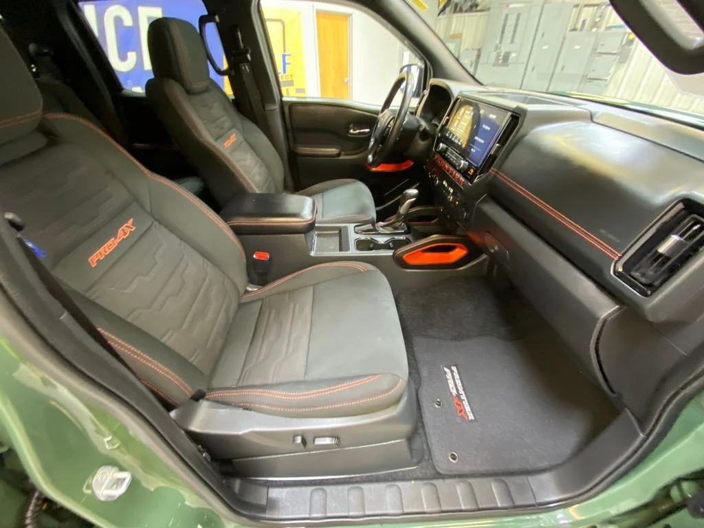 Used 2025 Green Nissan PRO-4X image 27