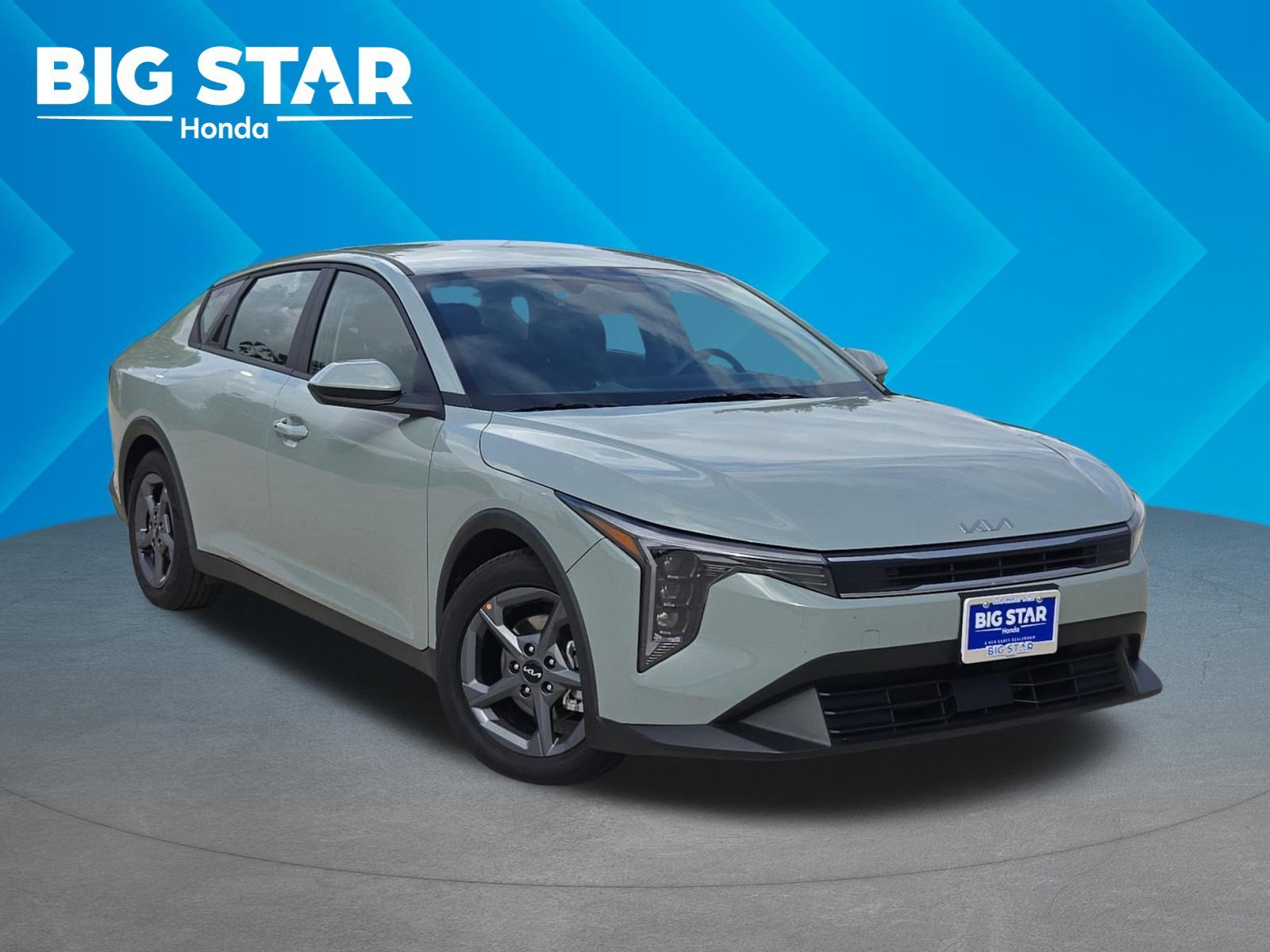 2025 Kia K4 LXS AT's photo