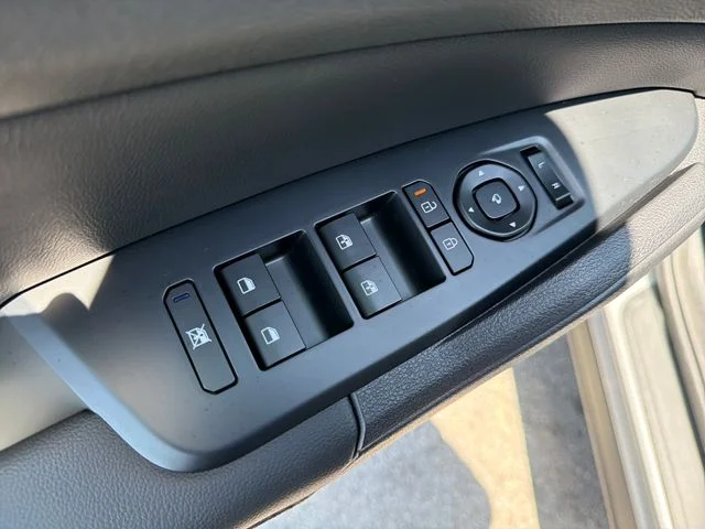 New 2026 Wolf Gray Kia SX Prestige image 17