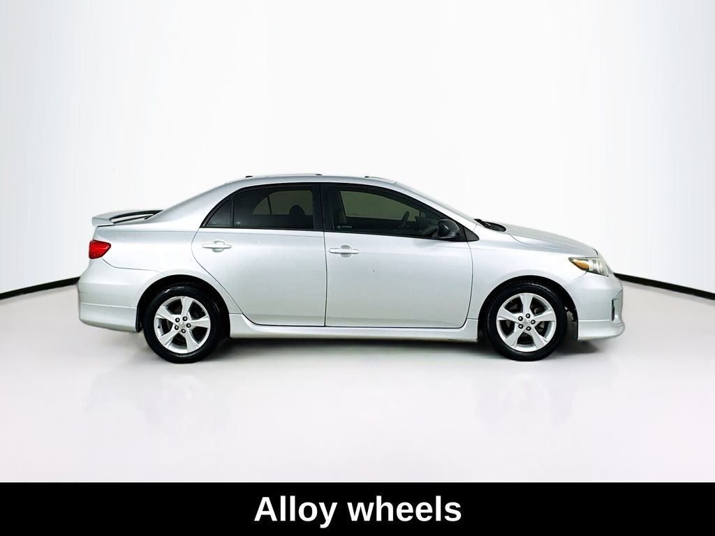Used 2012 Classic Silver Metallic Toyota S image 8