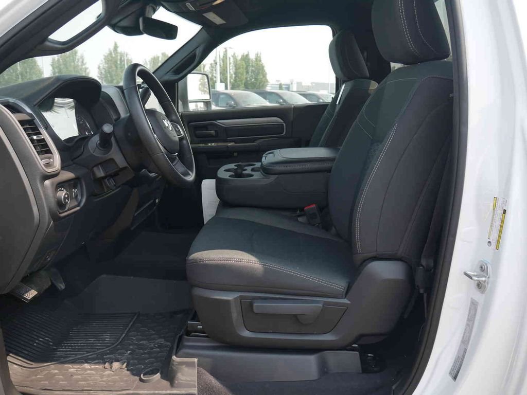 2026 RAM 2500 Tradesman - Photo 21