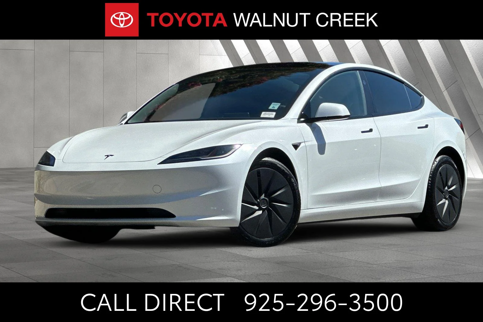 Used 2025 White Tesla Standard image 1