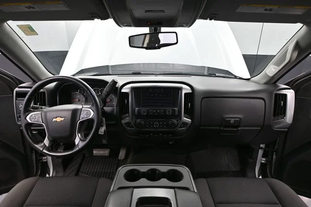 Used 2016 Silver Chevrolet LT image 23