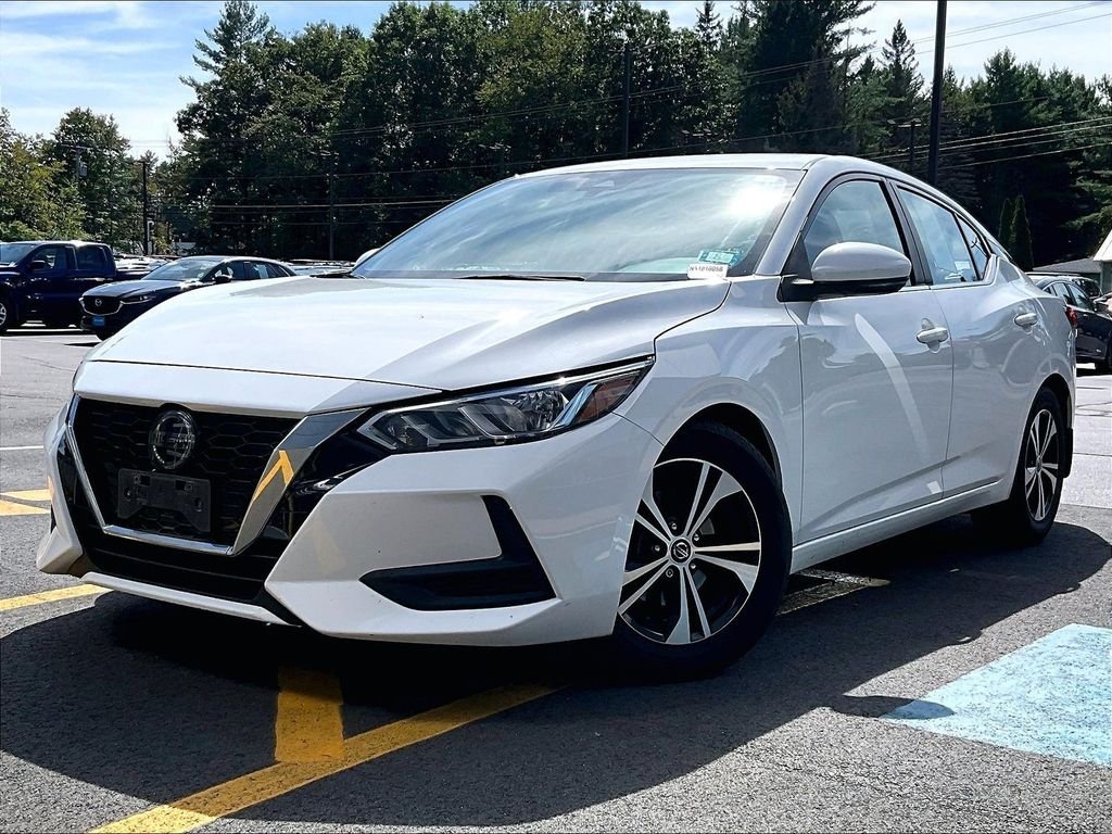 Used 2020 White Nissan SV image 3