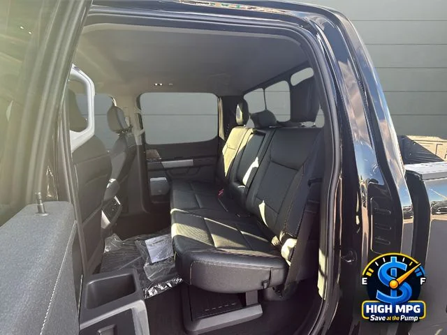 Used 2024 Black Ford  image 19