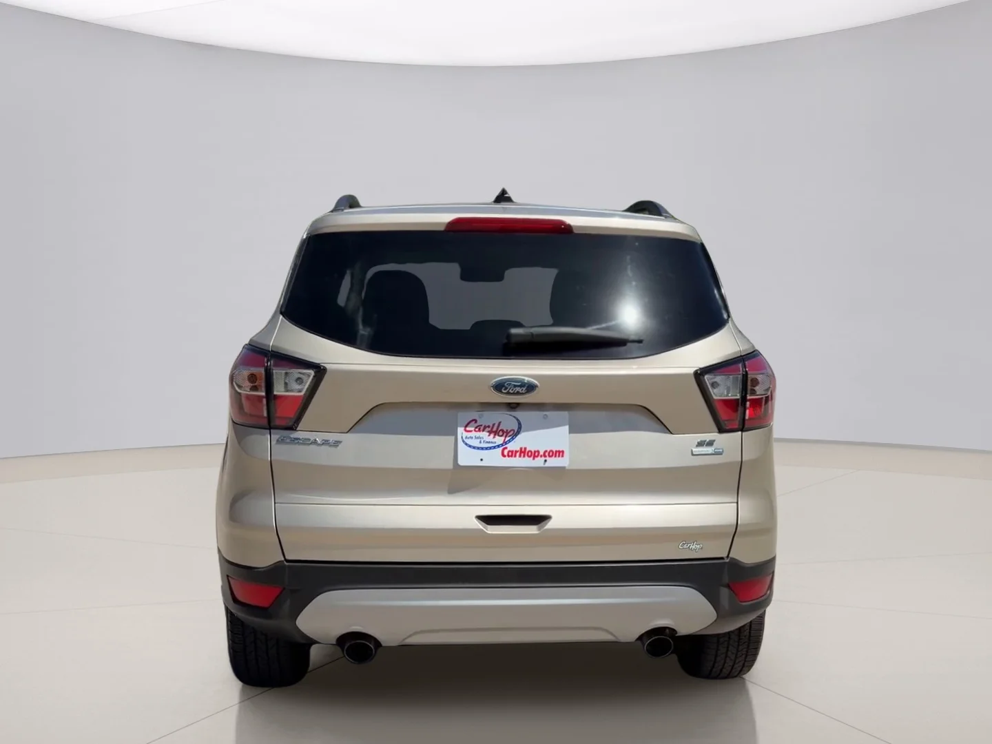 Used 2018 Gold Ford SE 4WD image 4