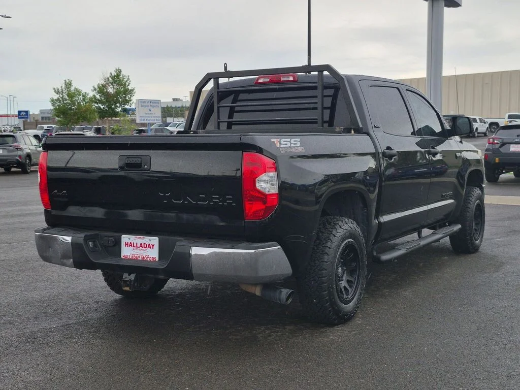 Used 2019 Midnight Black Metallic Toyota SR5 image 5