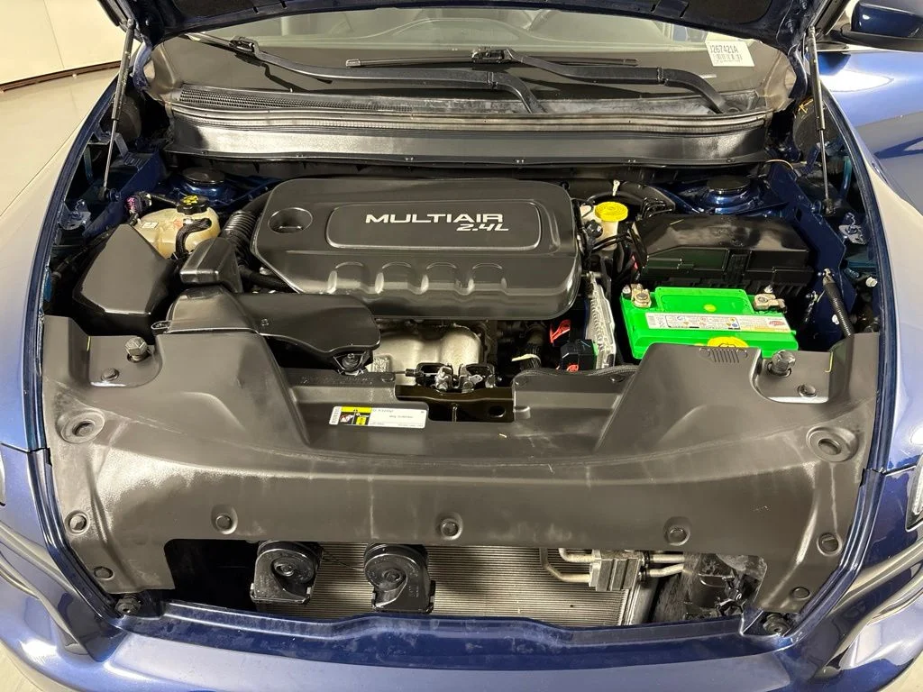 Used 2018 Blue Jeep Latitude Plus image 34