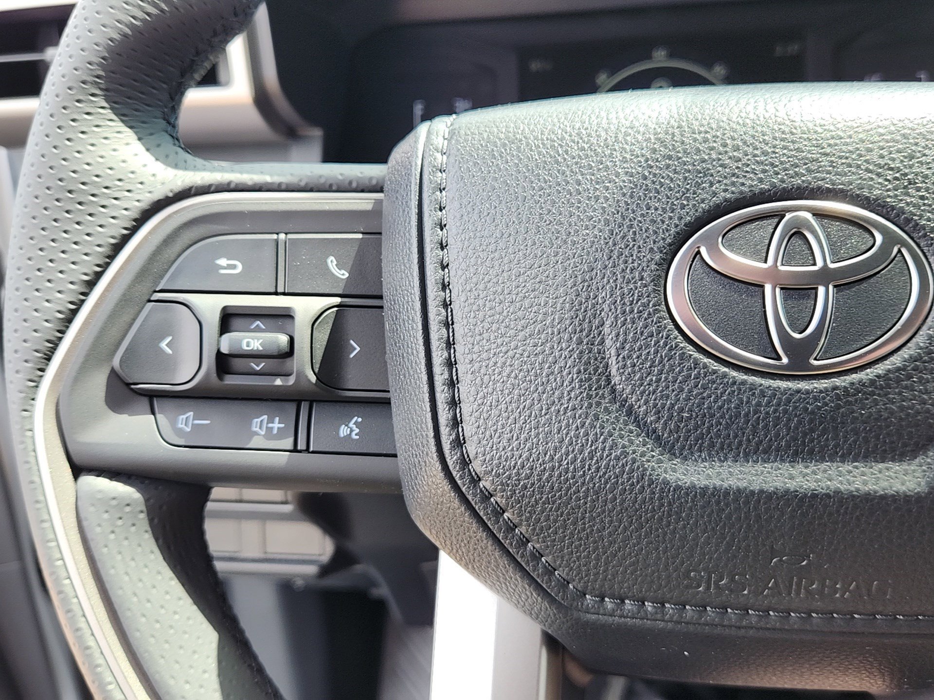 New 2026 Cutting Edge Toyota  SR5 image 19