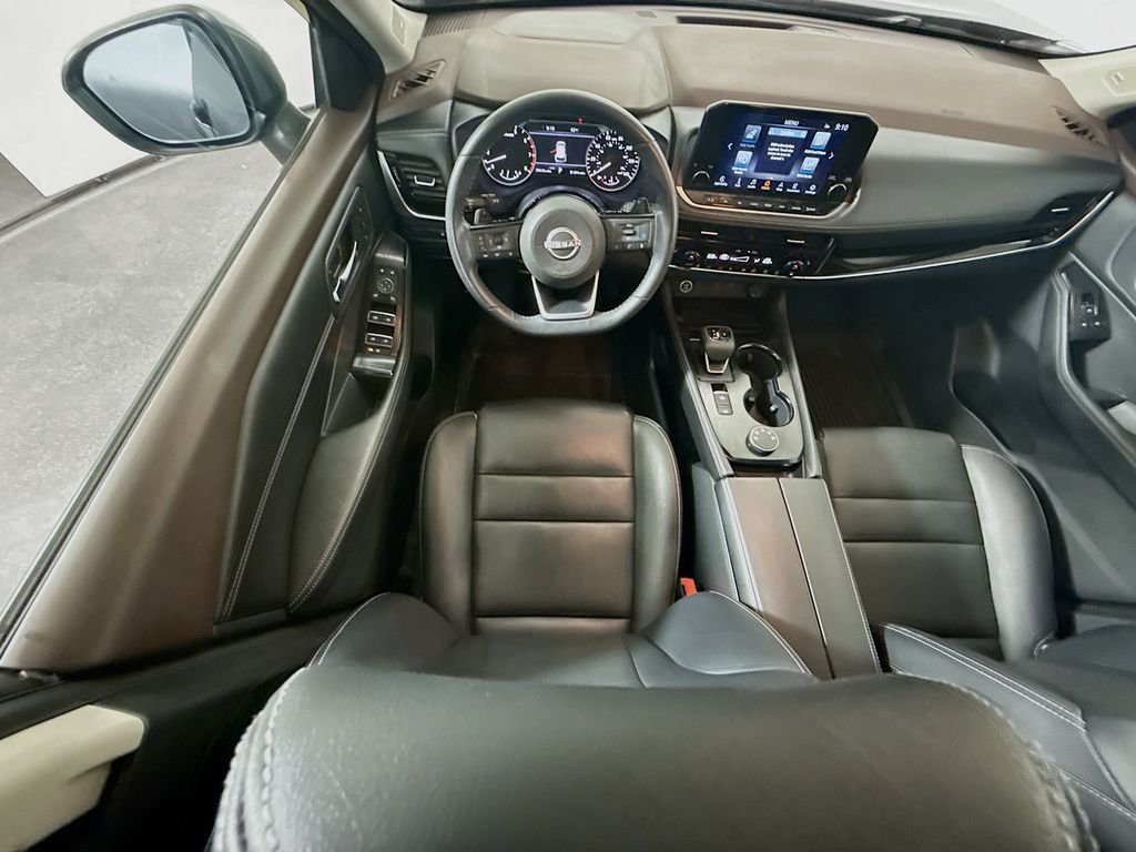 Used 2023 Gun Metallic Nissan SL image 24
