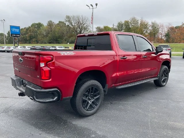 Used 2025 Red Chevrolet LT Trail Boss image 6