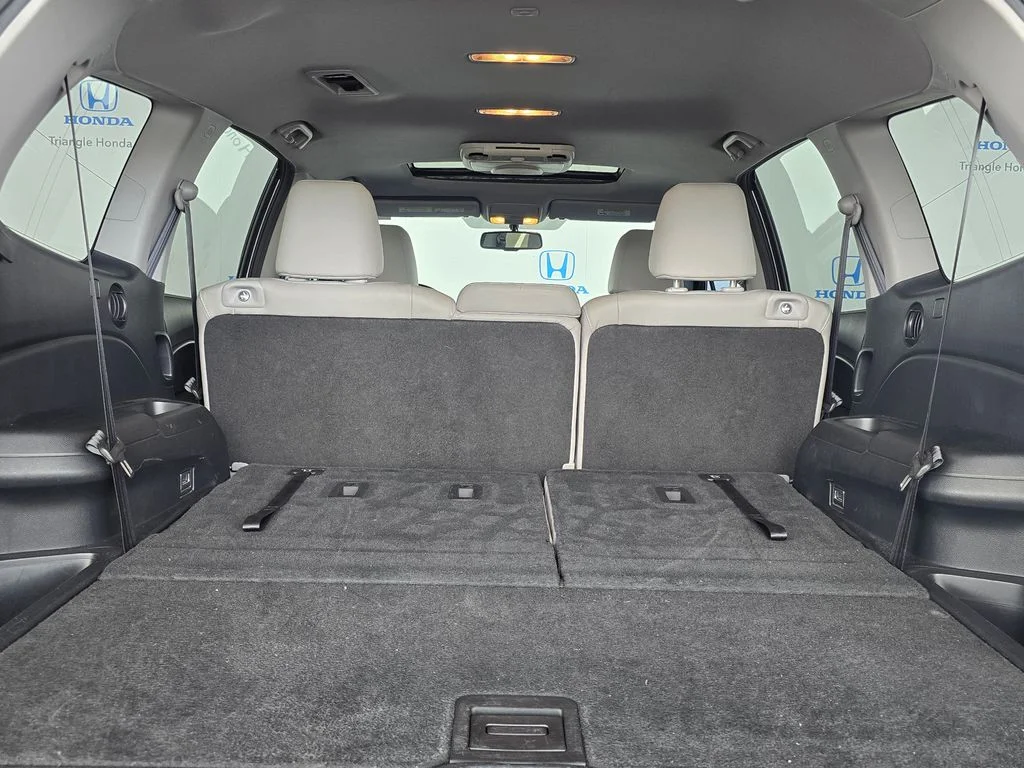 Used 2016 Silver Honda EX-L image 73