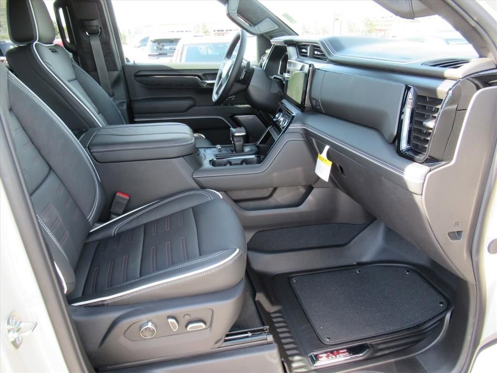 2026 GMC Sierra 1500 AT4X - Photo 9