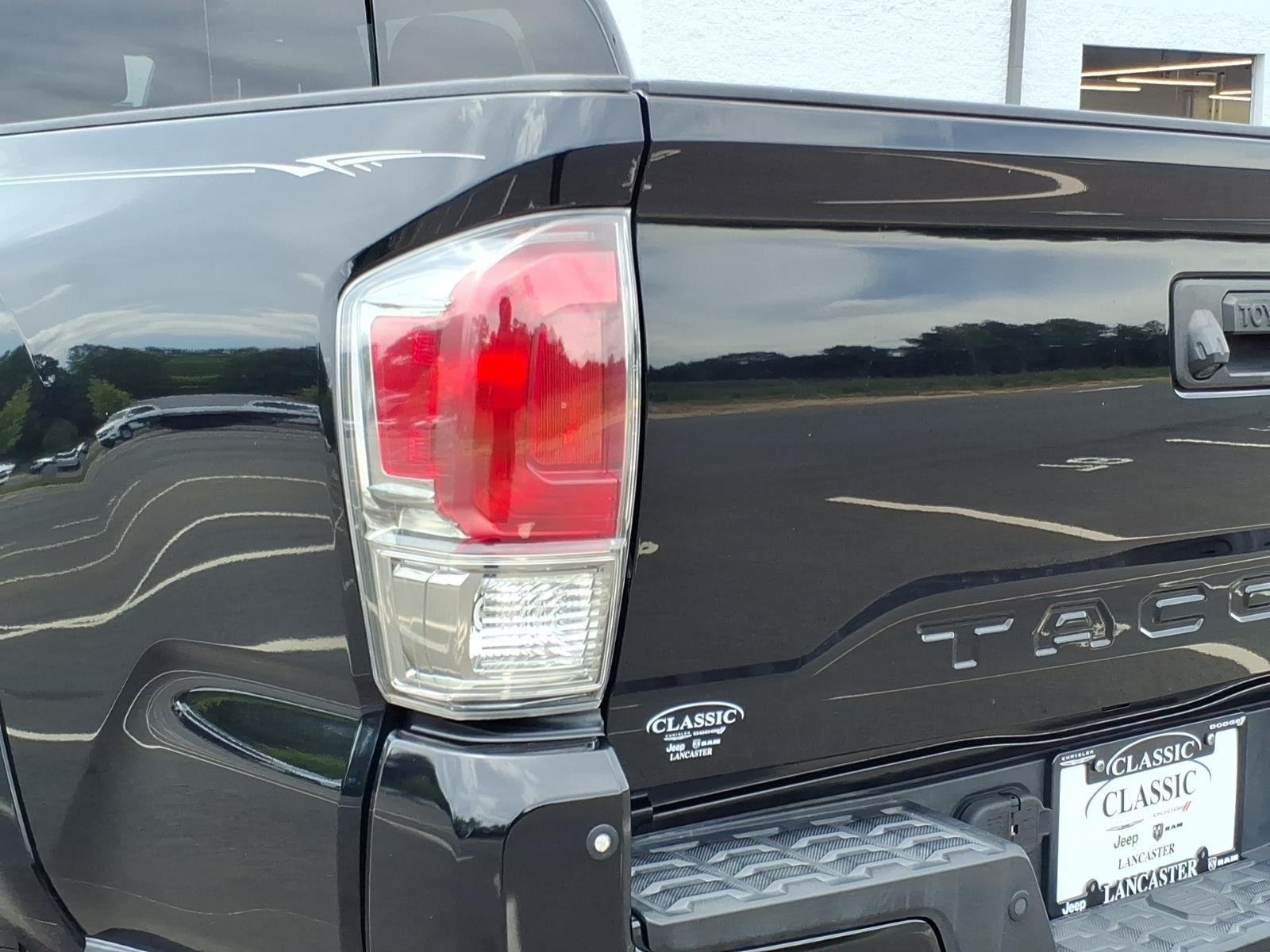 Used 2018 Midnight Black Metallic Toyota Limited image 18
