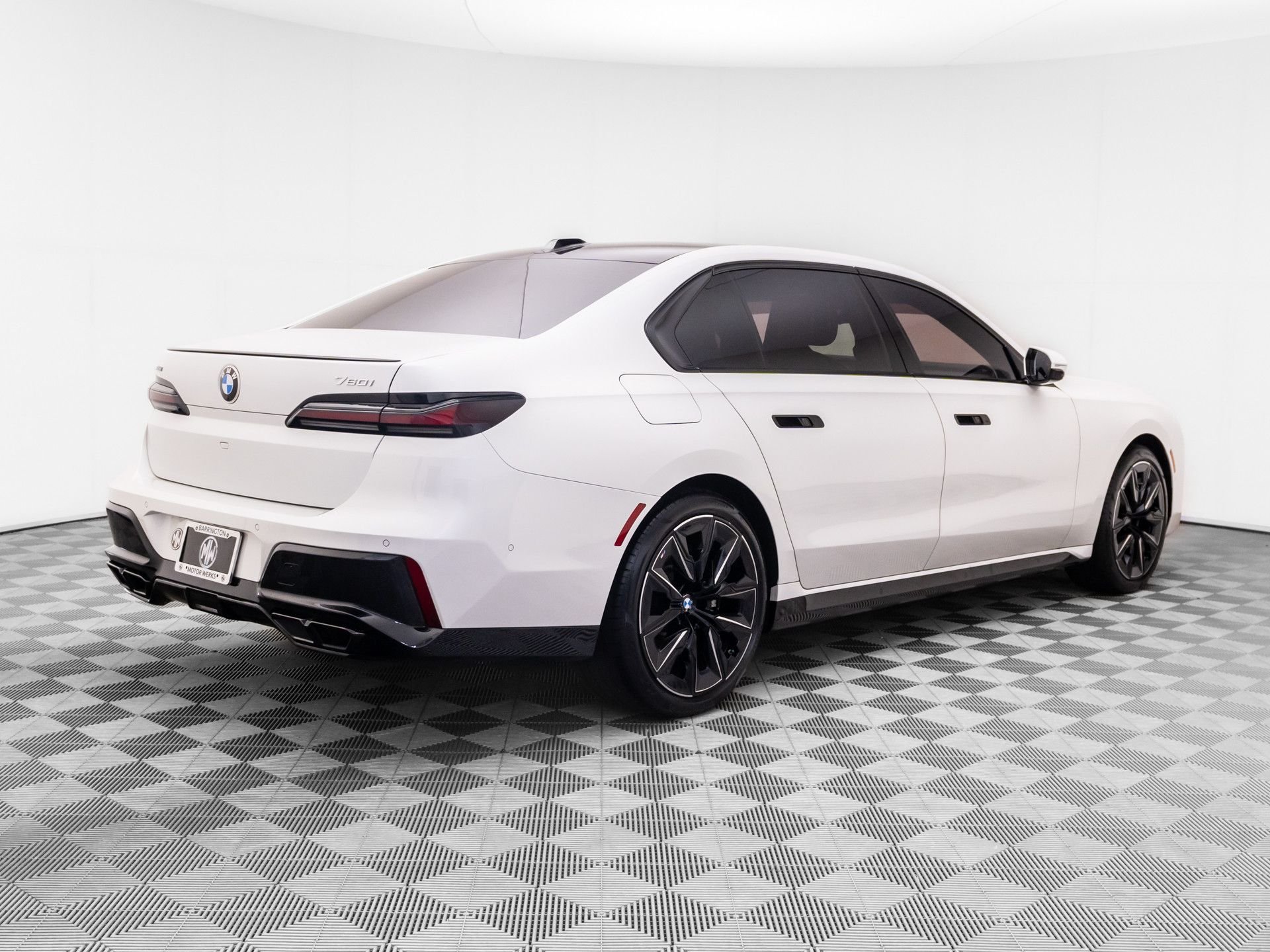 Certified Used 2023 Mineral White Metallic BMW 760i xDrive image 5